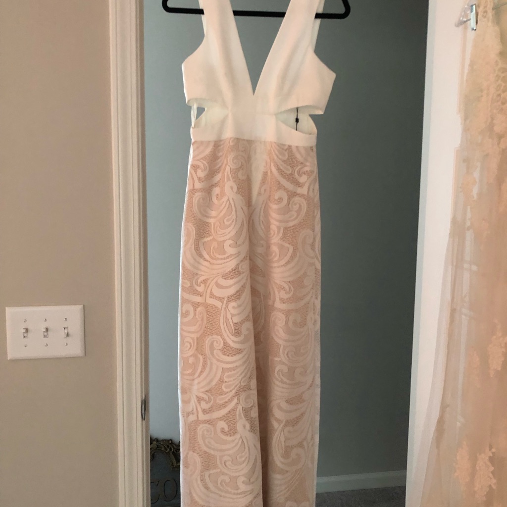 Beautiful Bcbg Maxi Dress
